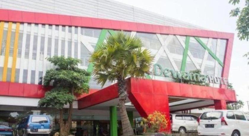 Dewarna Hotel Bojonegoro Exteriör bild